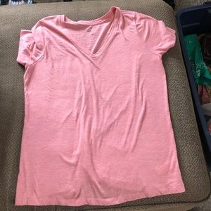 Short sleeve v-neck shirt